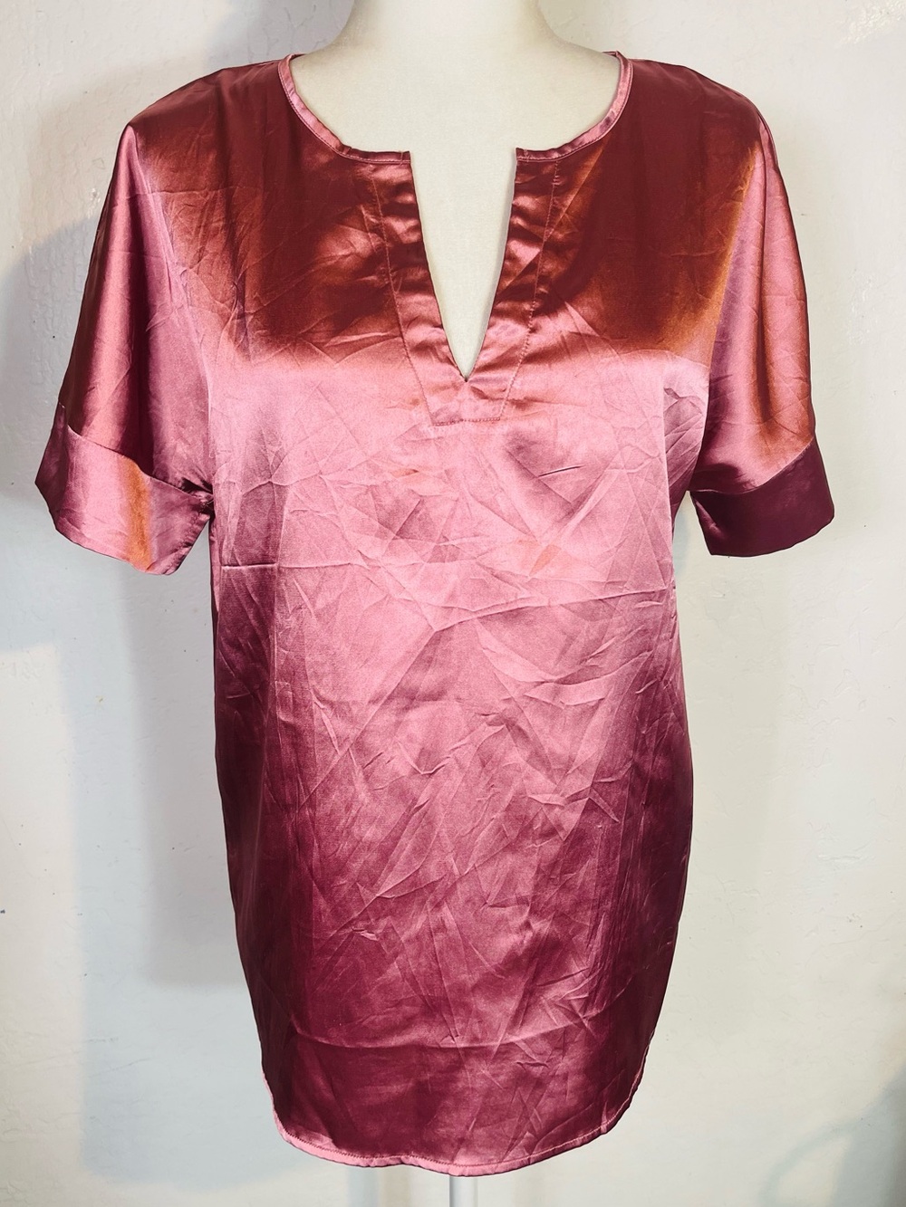 Ekouaer Women's Size Small S Pink Popover Top Blouse Short Sleeve Silky Short